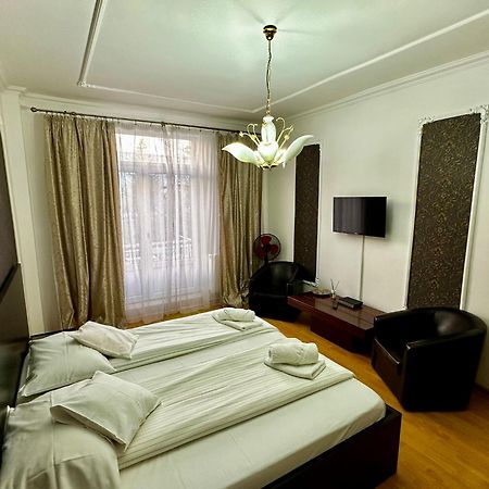Ferienwohnung Garsoniera Ultracentral Bacău Exterior foto